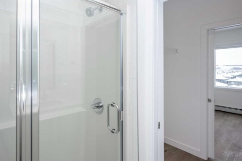 1406-111 Wolf Creek Drive Se, Calgary, AB - Indoor Photo Showing Bathroom