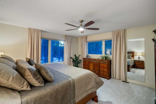 39 Echlin Drive, Bragg Creek, AB - Indoor Photo Showing Bedroom