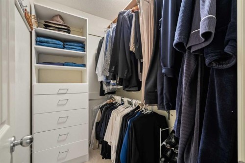 39 Echlin Drive, Bragg Creek, AB - Indoor With Storage