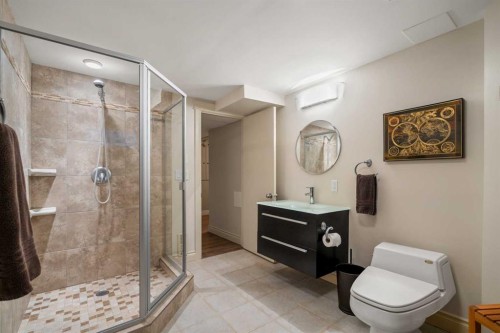 39 Echlin Drive, Bragg Creek, AB - Indoor Photo Showing Bathroom