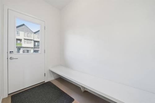 785 Southpoint Gate Sw, Airdrie, AB - Indoor Photo Showing Other Room