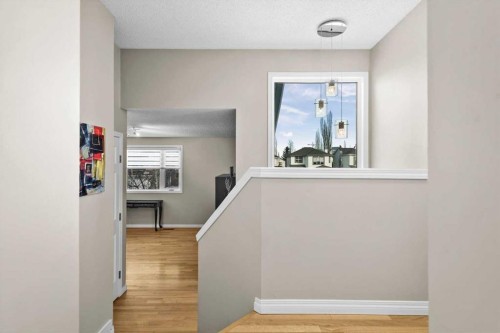 337 Douglas Glen Heath Se, Calgary, AB - Indoor Photo Showing Other Room