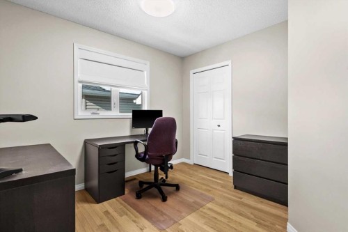 337 Douglas Glen Heath Se, Calgary, AB - Indoor Photo Showing Office