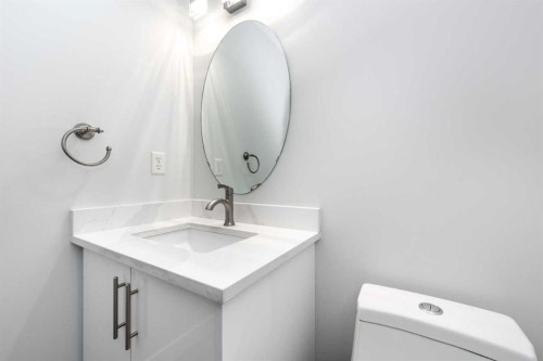 83 Cranleigh Common Se, Calgary, AB - Indoor Photo Showing Bathroom
