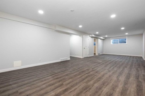 83 Cranleigh Common Se, Calgary, AB - Indoor