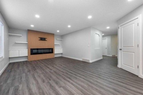 83 Cranleigh Common Se, Calgary, AB - Indoor