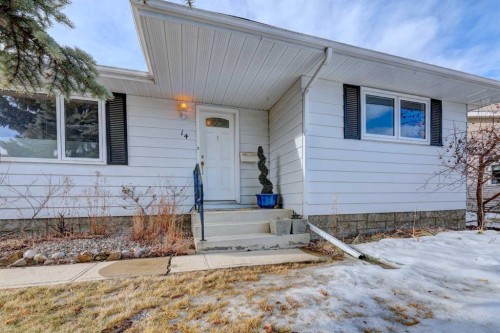 14 Munro Crescent, Red Deer, AB - Outdoor