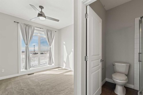 20-117 Rockyledge View Nw, Calgary, AB - Indoor Photo Showing Bathroom