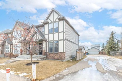 112 Everridge Common Sw, Calgary, AB - Outdoor