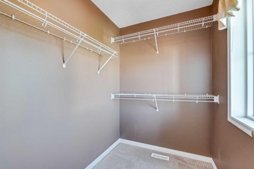 31 Inverness Grove Se, Calgary, AB - Indoor With Storage