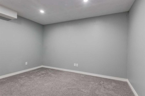 301 Auburn Meadows Boulevard Se, Calgary, AB - Indoor Photo Showing Other Room