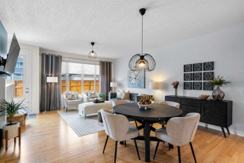 25 Fireside Landing, Cochrane, AB 