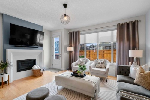 25 Fireside Landing, Cochrane, AB 