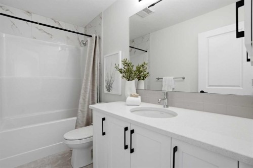 581 Clearwater Heath, Chestermere, AB 