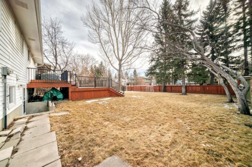 12 Varbow Place Nw, Calgary, AB - Outdoor