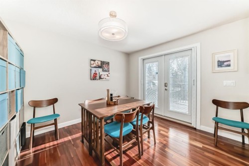 12 Varbow Place Nw, Calgary, AB - Indoor Photo Showing Dining Room
