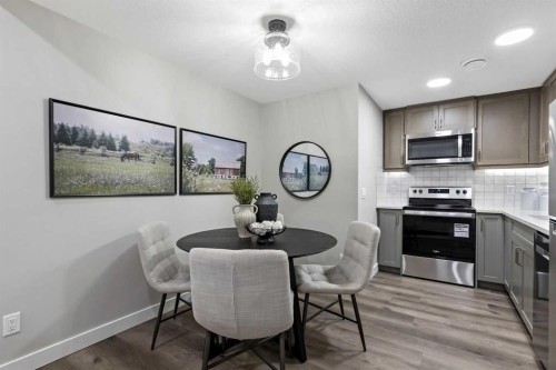 89 Heartwood Lane Se, Calgary, AB - Indoor