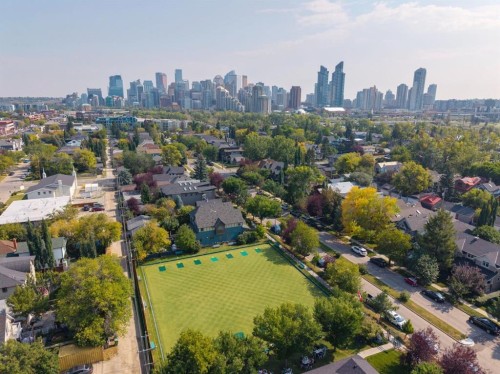 1727 Bowness Road Nw, Calgary, AB - Outdoor With View