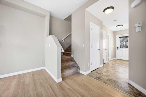 214-413 River Avenue, Cochrane, AB - Indoor Photo Showing Other Room