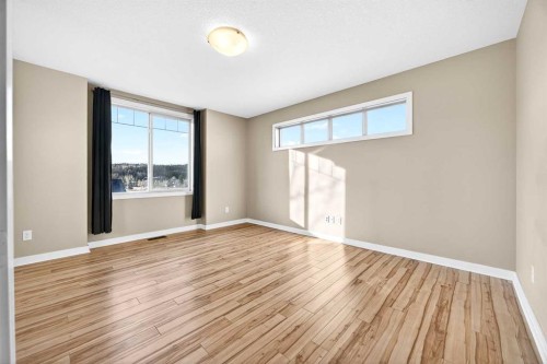 214-413 River Avenue, Cochrane, AB - Indoor Photo Showing Other Room
