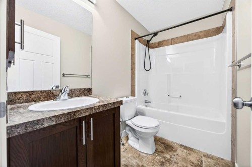 214-413 River Avenue, Cochrane, AB - Indoor Photo Showing Bathroom