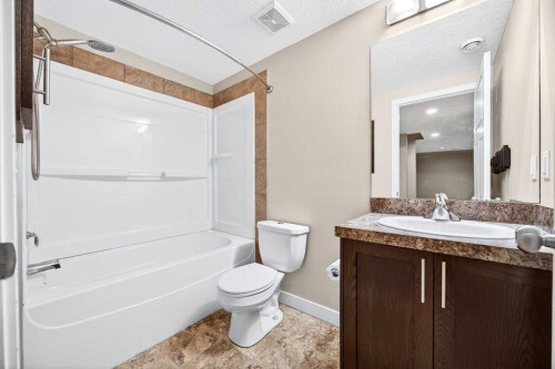 214-413 River Avenue, Cochrane, AB - Indoor Photo Showing Bathroom