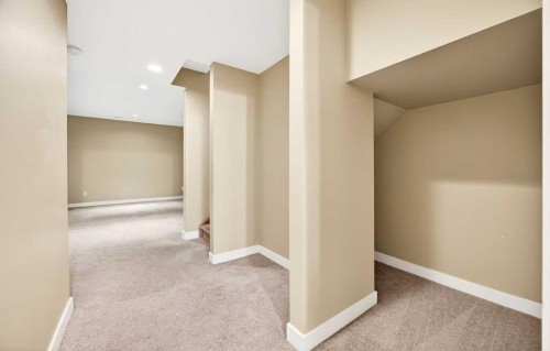 214-413 River Avenue, Cochrane, AB - Indoor Photo Showing Other Room