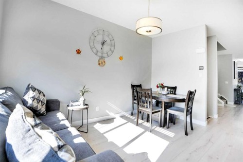 1322 Walden Drive Se, Calgary, AB - Indoor