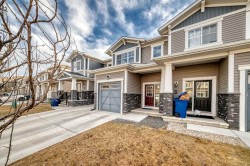 82 Hillcrest Square SW Airdrie, AB T4B 4H9