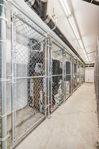 802-16 Varsity Estates Circle Nw, Calgary, AB - Indoor