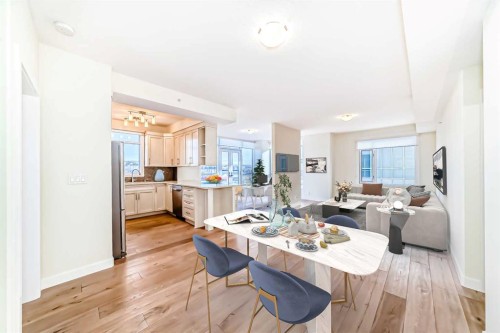 802-16 Varsity Estates Circle Nw, Calgary, AB - Indoor Photo Showing Dining Room