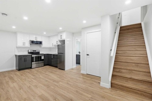 5610 Pensacola Crescent Se, Calgary, AB - Indoor Photo Showing Kitchen With Stainless Steel Kitchen