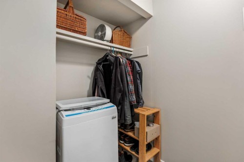 75D-231 Heritage Drive Se, Calgary, AB - Indoor