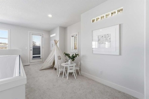 16 Hamptons Cove Nw, Calgary, AB - Indoor