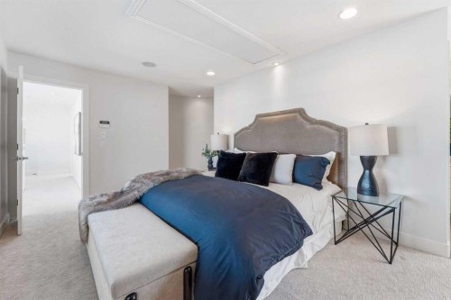 16 Hamptons Cove Nw, Calgary, AB - Indoor Photo Showing Bedroom