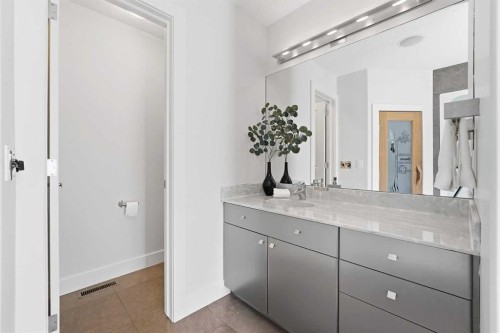 16 Hamptons Cove Nw, Calgary, AB - Indoor