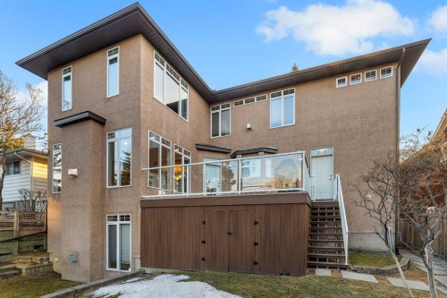 15 Rosery Drive Nw, Calgary, AB - Outdoor With Exterior
