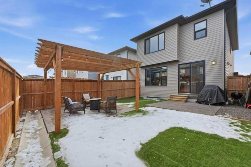 34 Walgrove Link Se, Calgary, AB - Outdoor