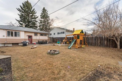 424 Tavender Road Nw, Calgary, AB - Outdoor