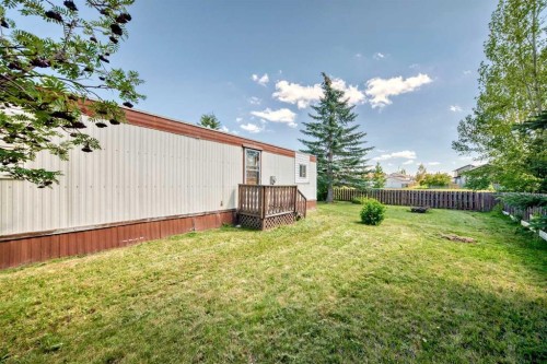 14 Birch Close, Olds, AB - Outdoor
