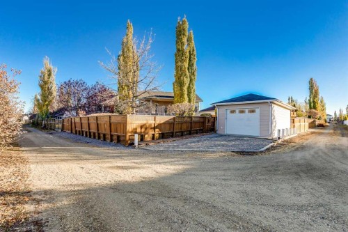 7 Filbert Close, Sylvan Lake, AB - Outdoor