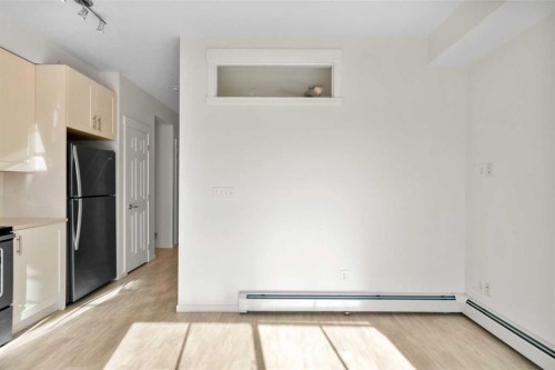 2205-215 Legacy Boulevard Se, Calgary, AB - Indoor Photo Showing Kitchen