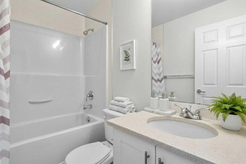 2205-215 Legacy Boulevard Se, Calgary, AB - Indoor Photo Showing Bathroom