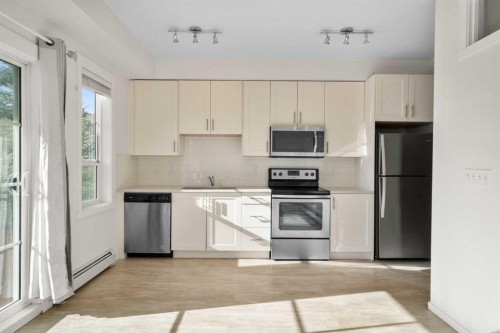 2205-215 Legacy Boulevard Se, Calgary, AB - Indoor Photo Showing Kitchen With Stainless Steel Kitchen With Upgraded Kitchen