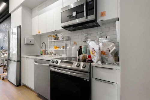 4539 Bowness Road Nw, Calgary, AB 