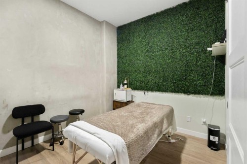 4539 Bowness Road Nw, Calgary, AB 