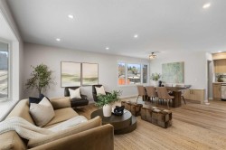 198 Silver Brook Road NW Calgary, AB T3B 3J1