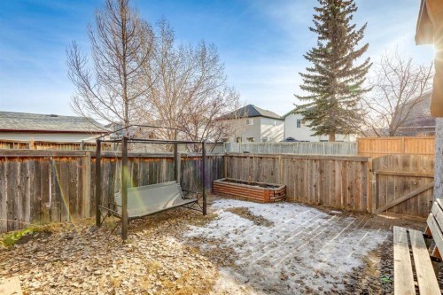 47 Covewood Park Ne, Calgary, AB - Outdoor