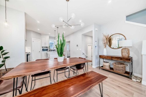 896 West Lakeview Drive, Chestermere, AB - Indoor Photo Showing Dining Room