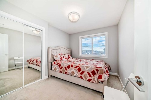 896 West Lakeview Drive, Chestermere, AB - Indoor Photo Showing Bedroom
